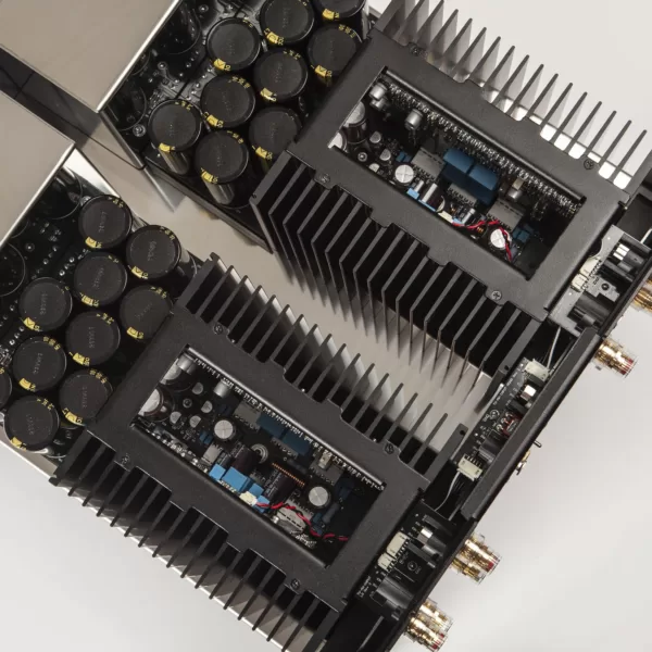 Amplificator-final-monobloc-electrocompaniet-aw800m-interior
