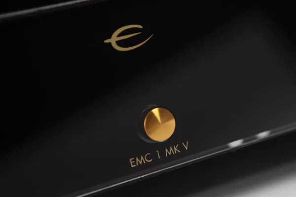 Electrocompaniet-cd-player-reference-emc-1up-mk5-stil