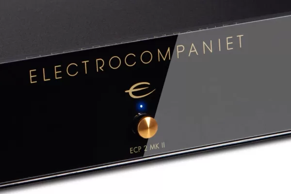 Electrocompaniet-phono-ecp-2mk2-front-stil