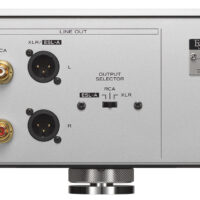 Esoteric-E02-preamplificator-phono-rear