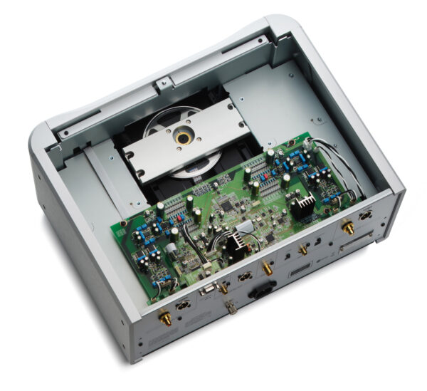 Esoteric-K05XD-cd-player-int2