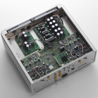 Esoteric-N01XD-streamer-dac-int2