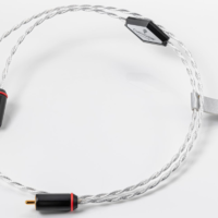RCA Crystal Cable Micro2 Diamond